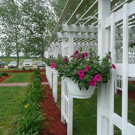 Victorian Veranda Country Inn Lawrence Εξωτερικό φωτογραφία