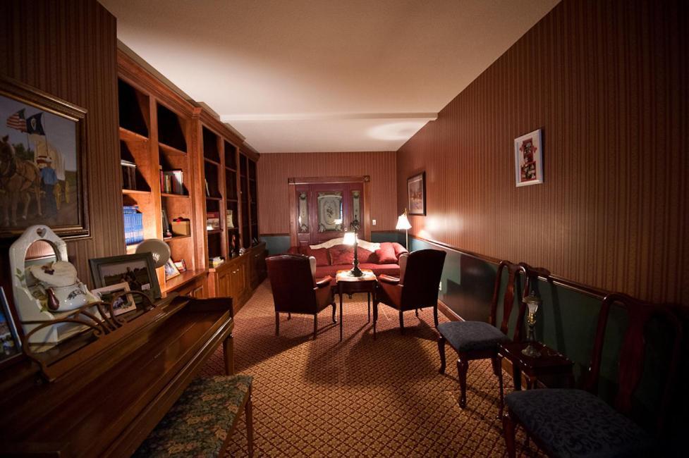 Victorian Veranda Country Inn Lawrence Εξωτερικό φωτογραφία